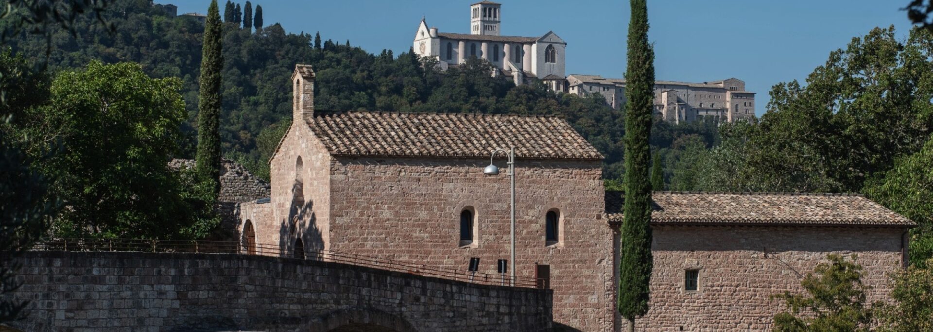 Monastero di Santa Croce davanti Basilica di San Francesco di Assisi